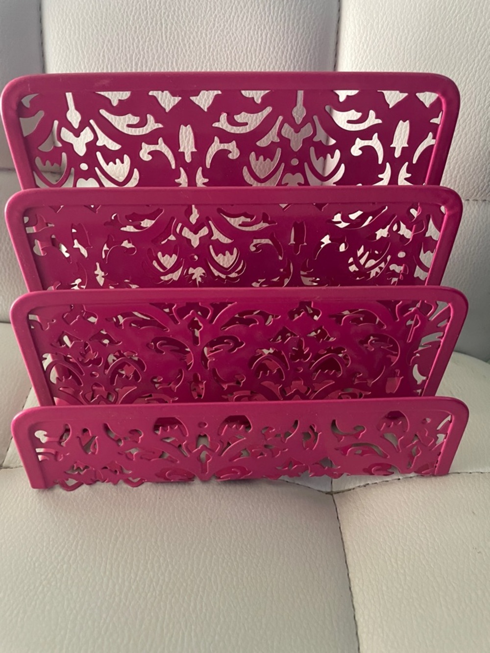 Fuchsia Decorative Metal Mail Letter Holder